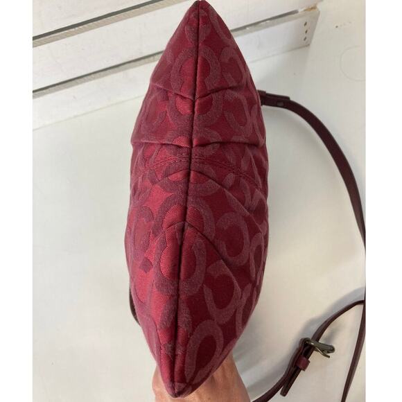 COACH 43107 SMALL WINE SIGNATURE PRINT CANVAS CROSSBODY BAG - Picture 12 of 15